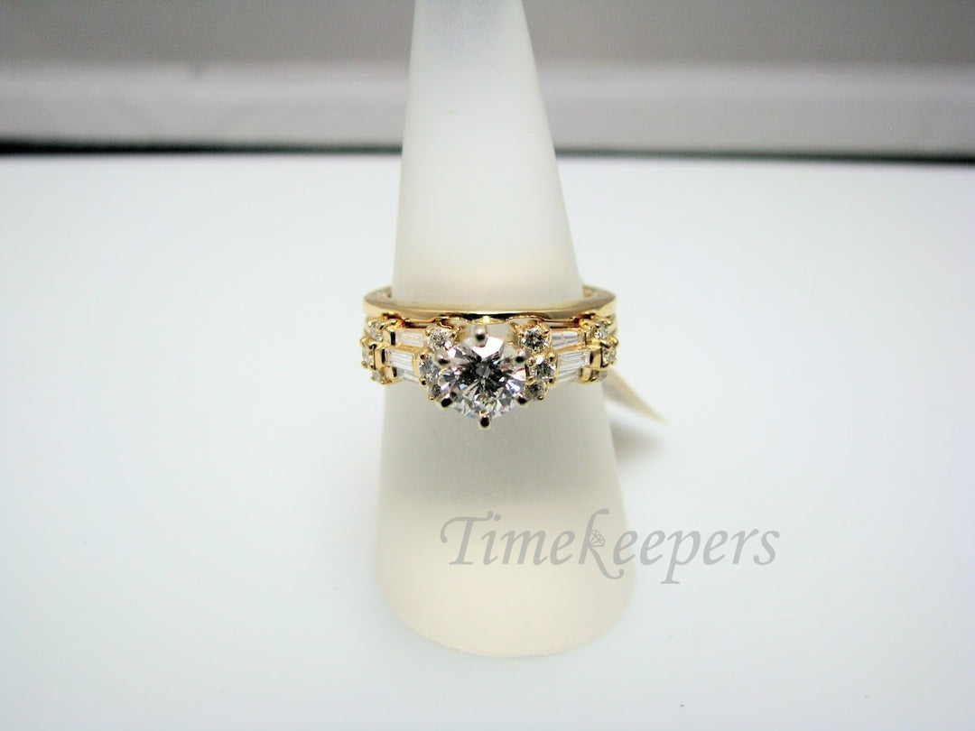 H317 Stunning Diamond 14k Yellow Gold Wedding Ring Set in Size 7.0
