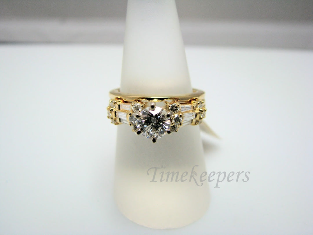 H317 Stunning Diamond 14k Yellow Gold Wedding Ring Set in Size 7.0