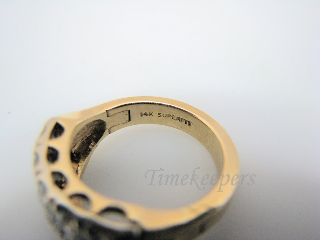 H323 Gorgeous Diamond 14k Yellow Gold Wedding Band in Size 4.0