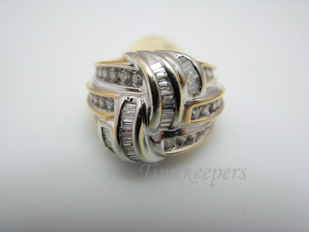 H326 Beautiful Diamond 14k Yellow and White Gold Ring in Size 7.25