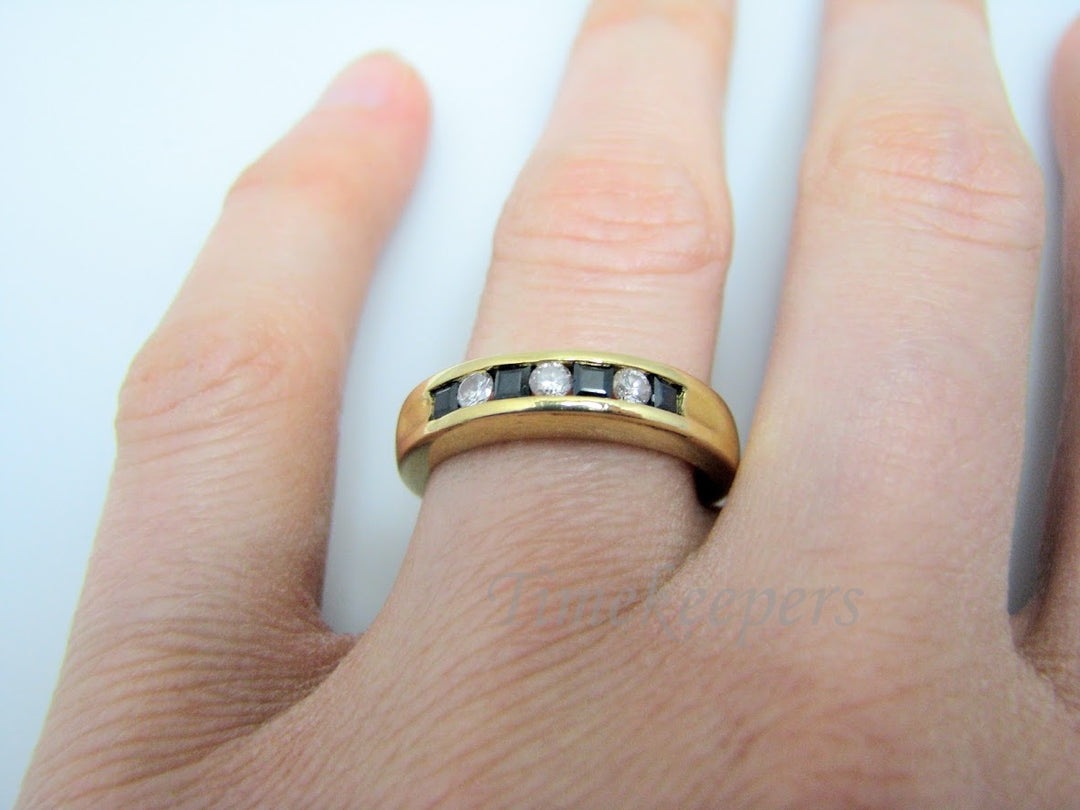 H330 Cute Sapphire and Diamond 14k Yellow Gold Wedding Band in Size 6.5
