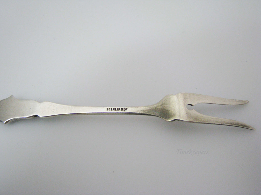 j196 Vintage Collectible Sterling Silver Cocktail Fork with Enamel Maple Leaf