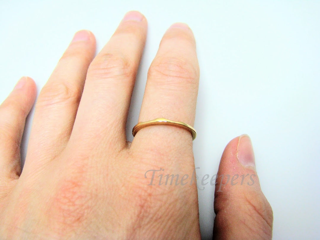 H357 Unique 14k Yellow Gold Wedding Band in Size 7