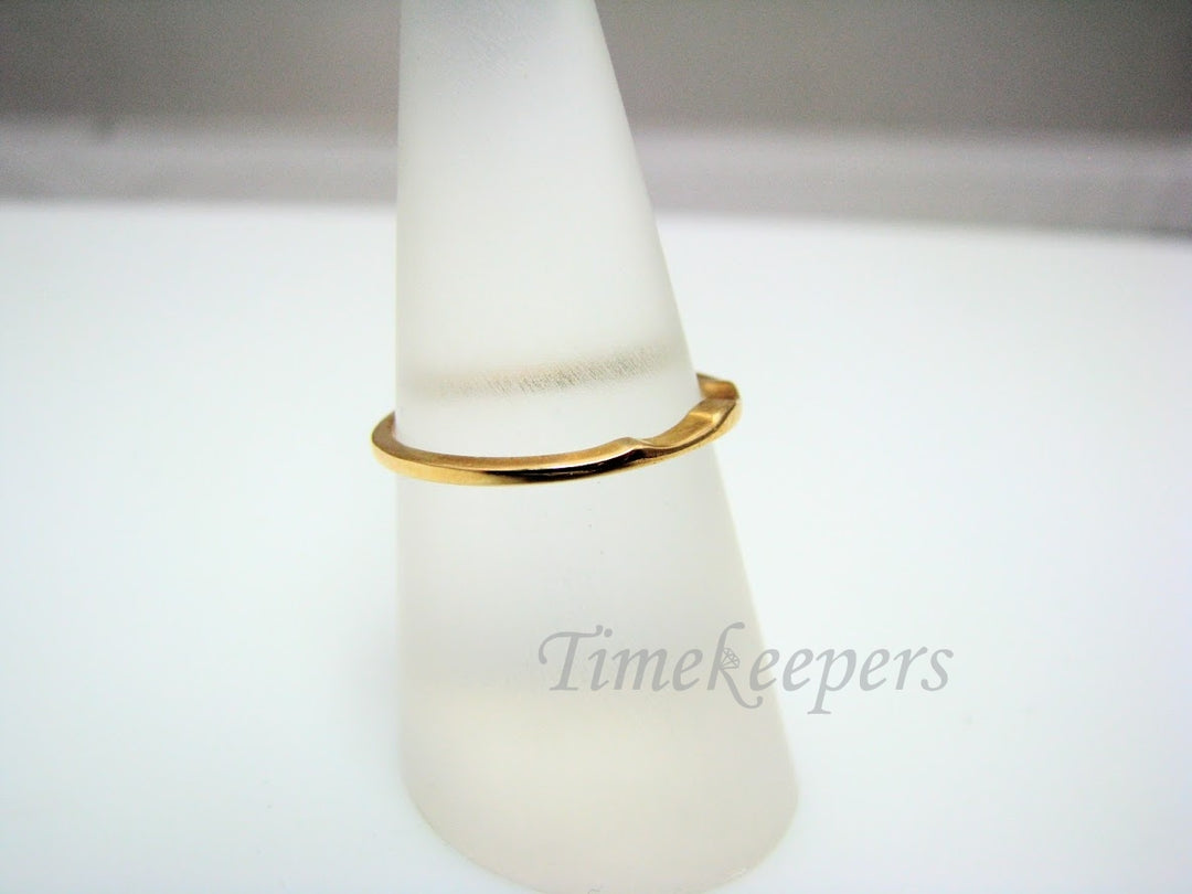 H357 Unique 14k Yellow Gold Wedding Band in Size 7