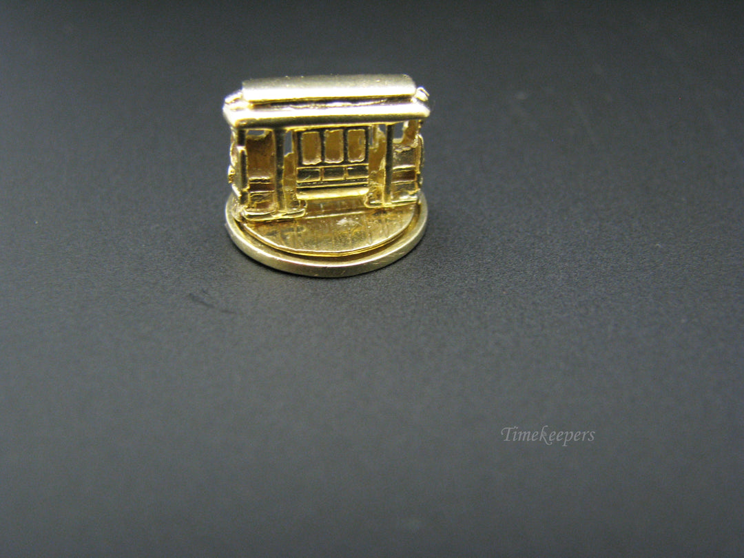 c725 (Moveable Charm) Trolley Car Spins Around in 14k Yellow Gold