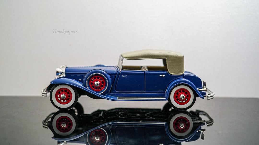 K168 1932 Chryslers Lebaron Model
