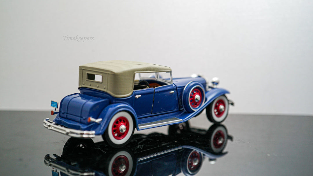 K168 1932 Chryslers Lebaron Model