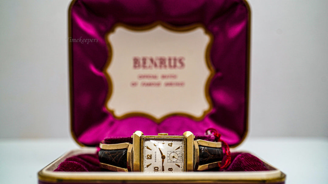 k176 Vintage 1950's Men's Benrus Wristwatch
