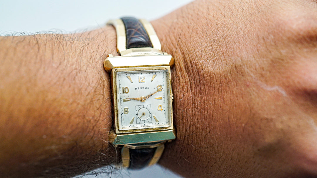 k176 Vintage 1950's Men's Benrus Wristwatch
