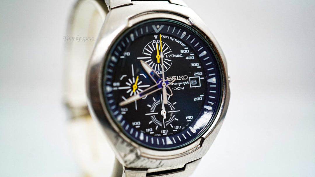 K025 Men's 1990's Seiko Chronograph