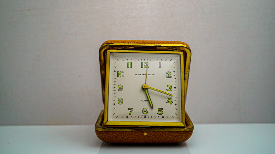 K346 Vintage Phinney Walker Travel Clock