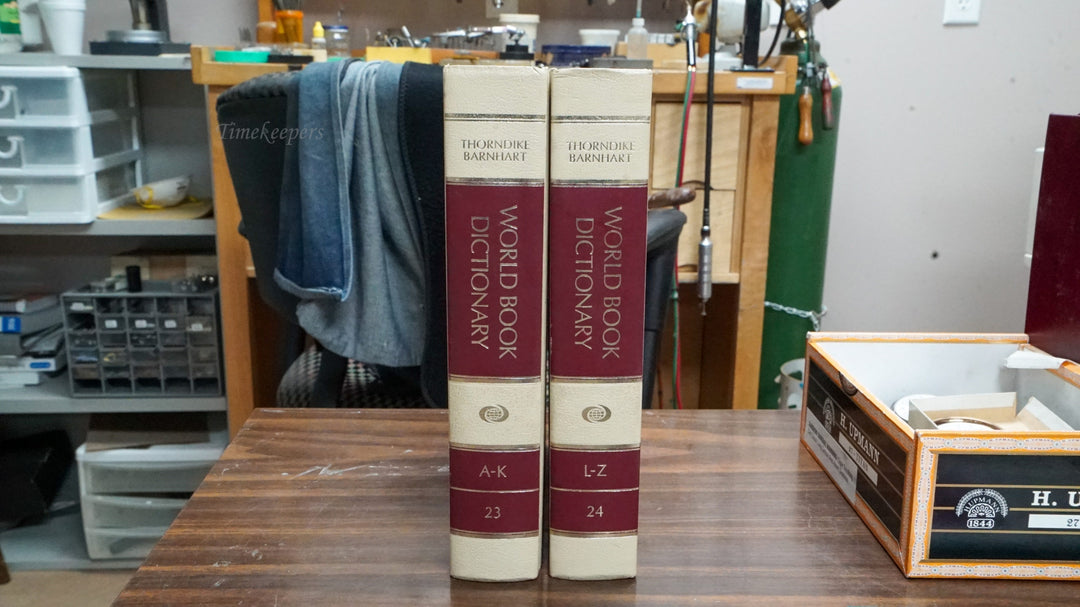 K078 The World Book Dictionary Set