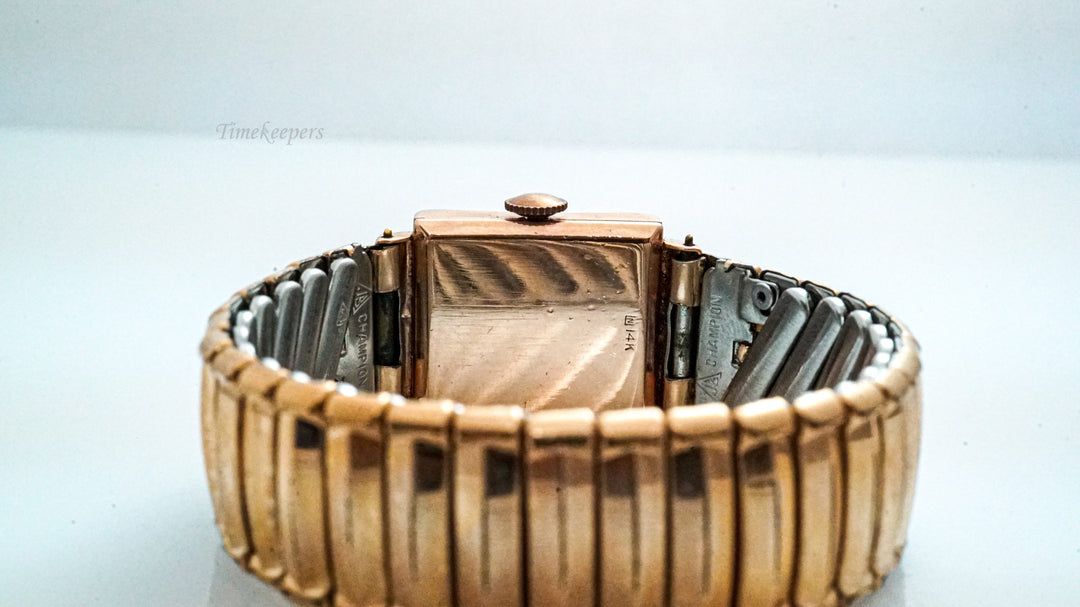 K118 Vintage 1940's Men's Monarch De Luxe Wristwatch