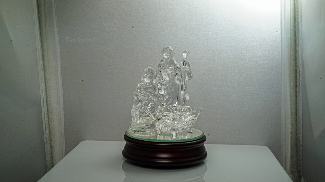 K138 Mary and Joseph Music Box