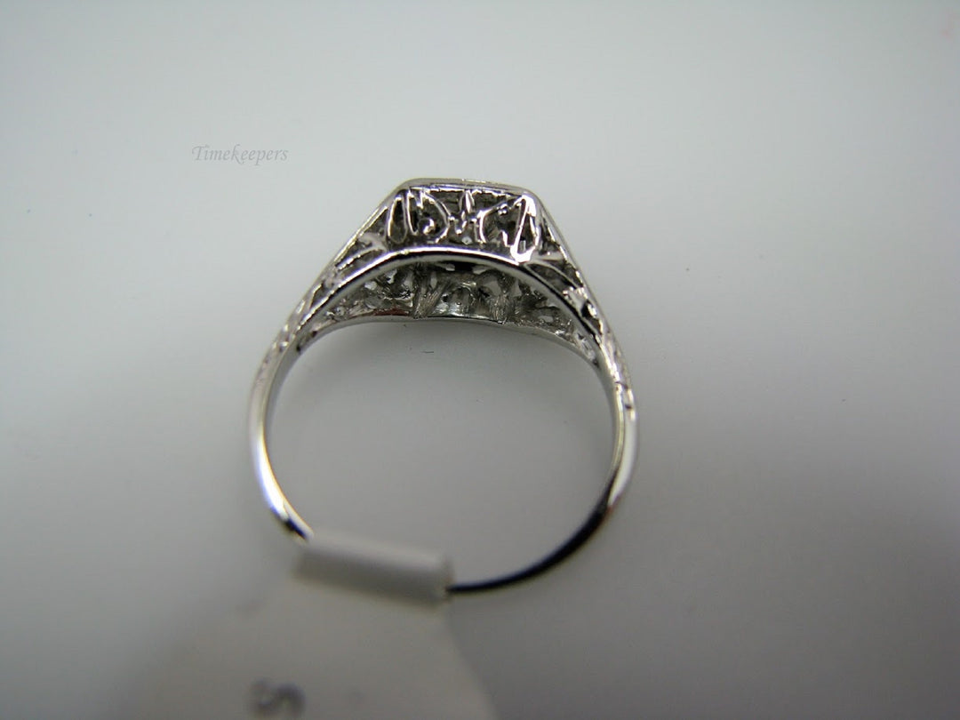 b127 Dainty 18kt White Gold Vintage Diamond Engagement Ring