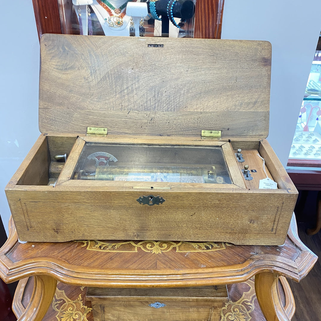 c112c Antique 1800's Wooden Musical Box Working Condition