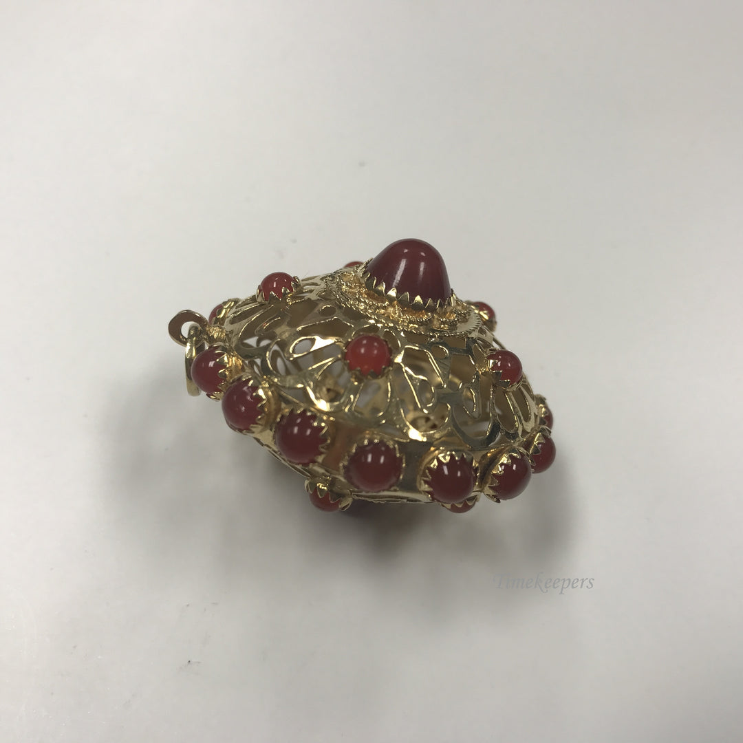 d085 Vintage Stunning 14k Yellow Gold Disc Shaped Filigree Pendant Carnelian
