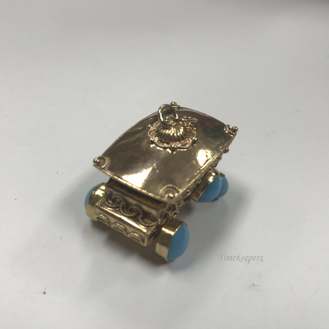 d086 Vintage Stunning 14k Yellow Gold Carriage Filigree Pendant Turquoise Garnet