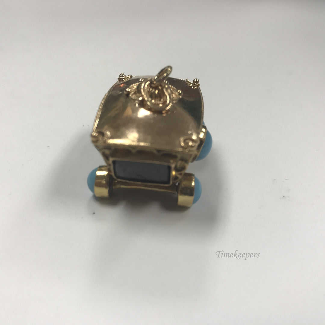 d086 Vintage Stunning 14k Yellow Gold Carriage Filigree Pendant Turquoise Garnet