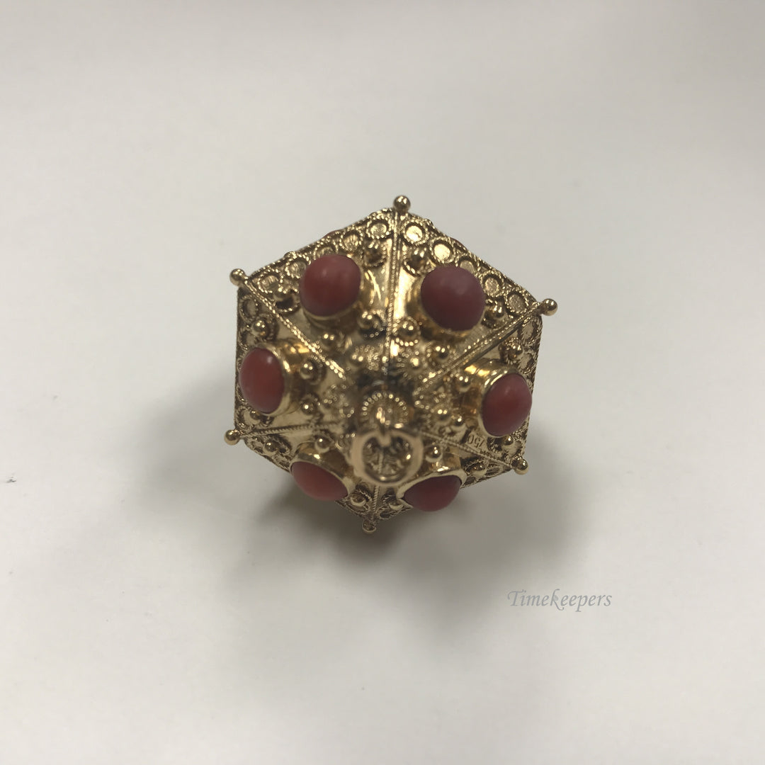 d089 Vintage Authentic Stunning 14k Yellow Gold Pendant Coral Unique Design