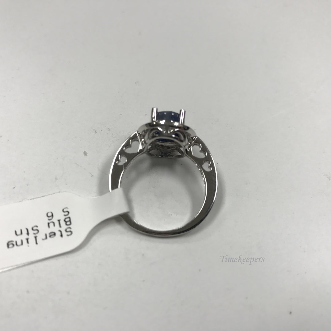 d116 Vintage Elegant Sterling Silver Oval Blue White Stone Women's Ring Sz 6
