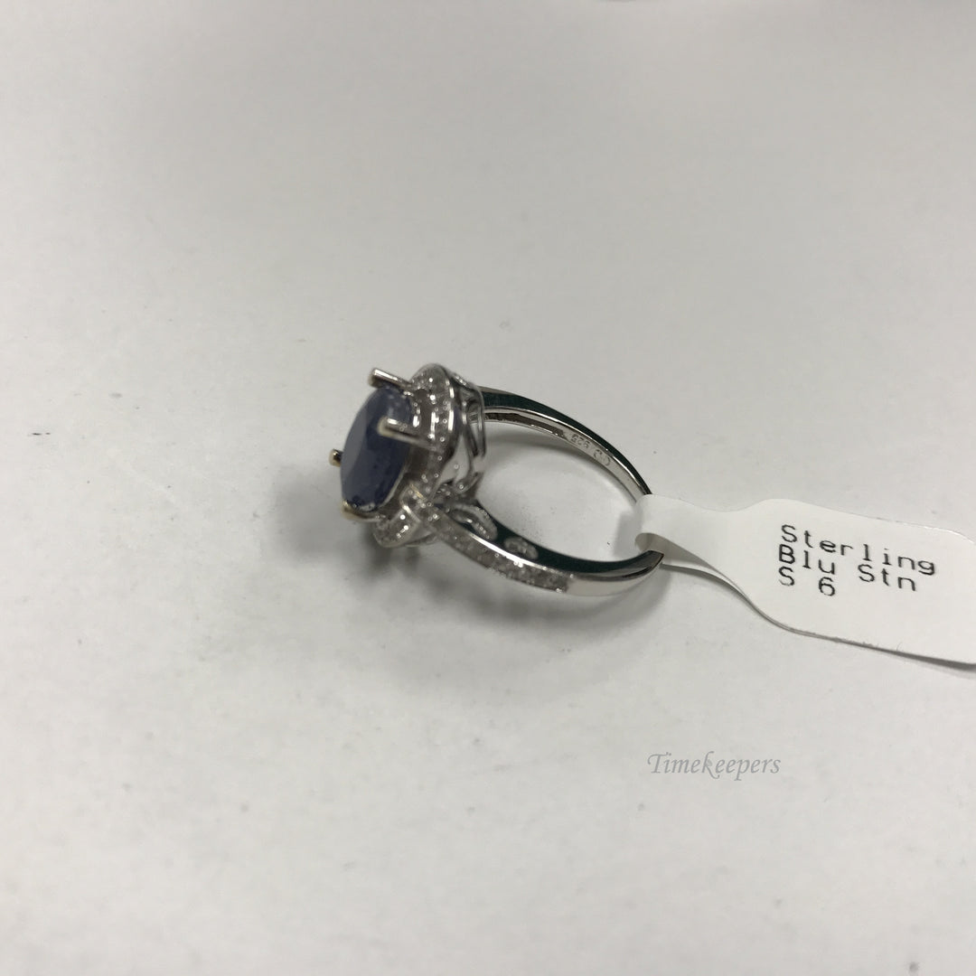 d116 Vintage Elegant Sterling Silver Oval Blue White Stone Women's Ring Sz 6