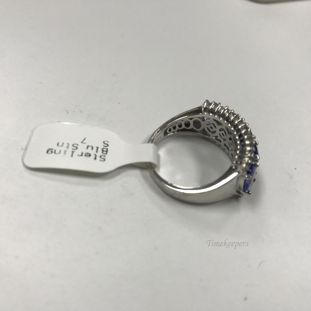 d118 Vintage Elegant Sterling Silver Blue White Multi Stones Women's Ring Sz 7