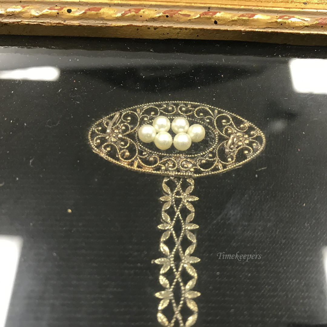 d212 Vintage Wall Art Framed Hanging Brooch Genuine Hand Carved Carnelian Cameo