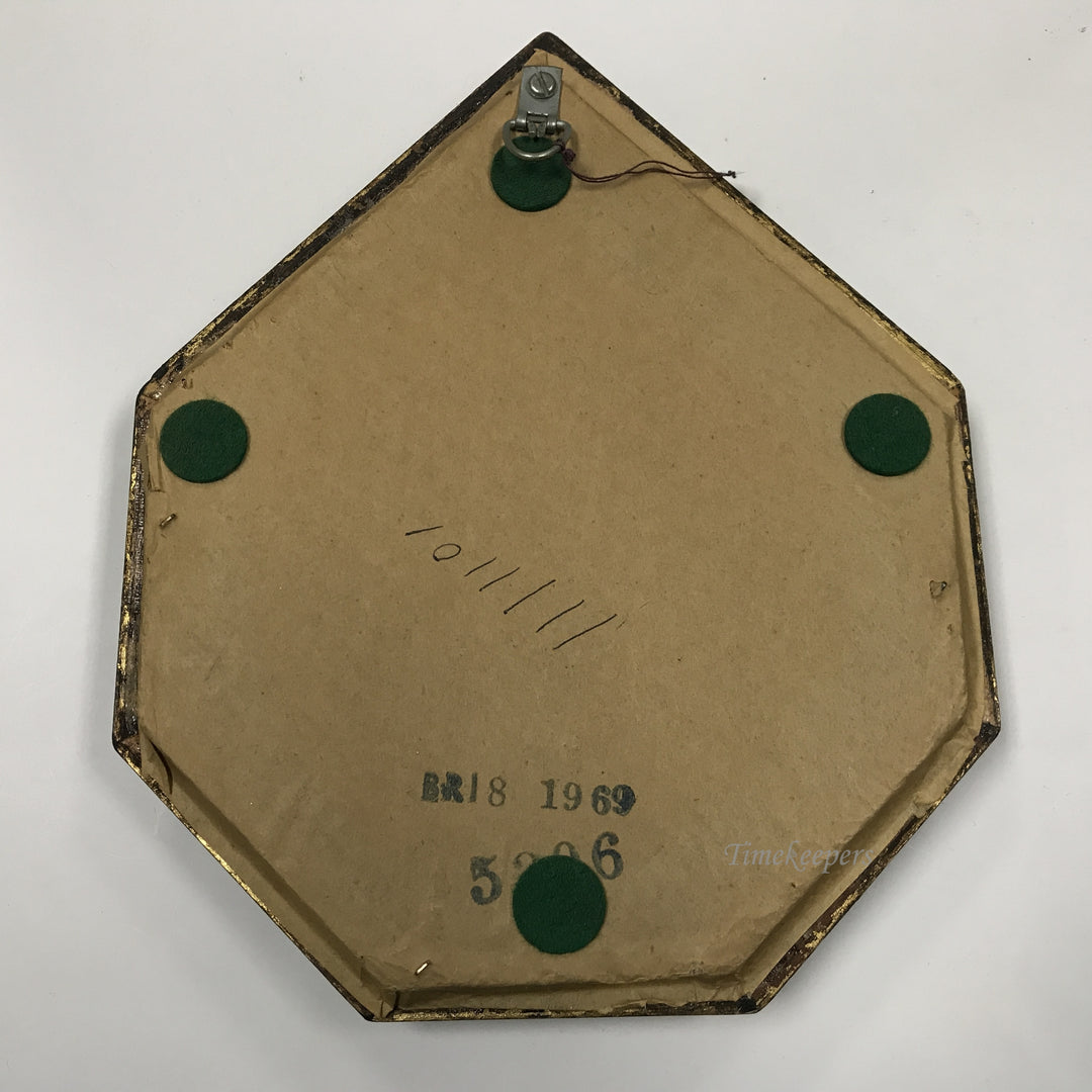 d213 Vintage Wall Art Framed Hanging Brooch Lovers Miniature Picture 1960's