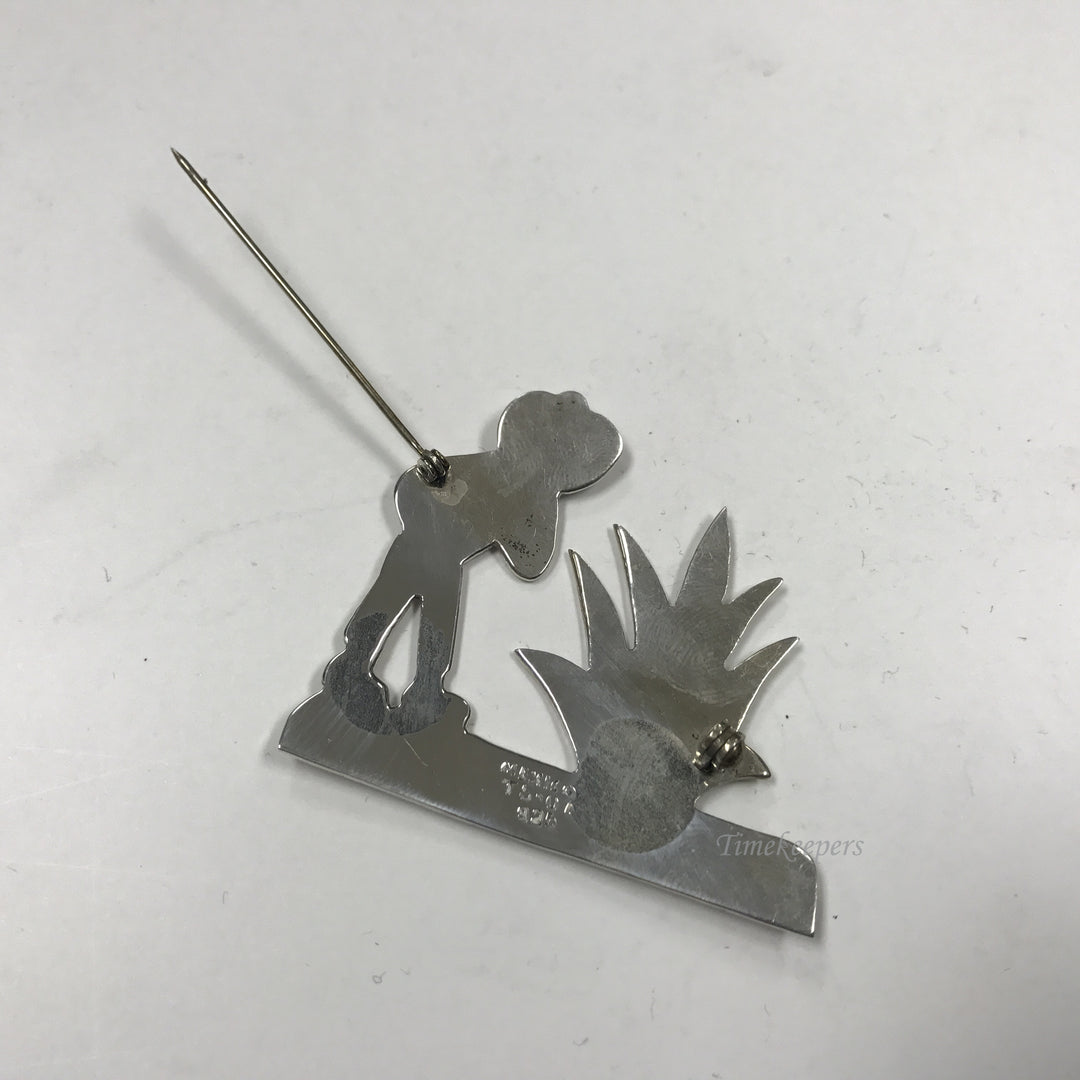 d269 Vintage Sterling Silver Farmer & Cactus Plant Unisex Brooch Pin Mexico 925
