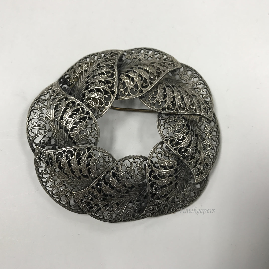 d274 Vintage Silver Tone Filigree Moving Leaves Women's Brooch Pin