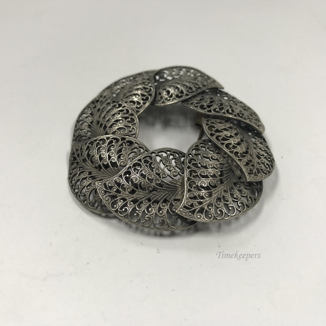 d274 Vintage Silver Tone Filigree Moving Leaves Women's Brooch Pin