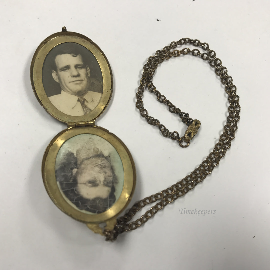 d376 Vintage Original Gold Filled Oval 2 Picture Locket Pendant 18" Necklace