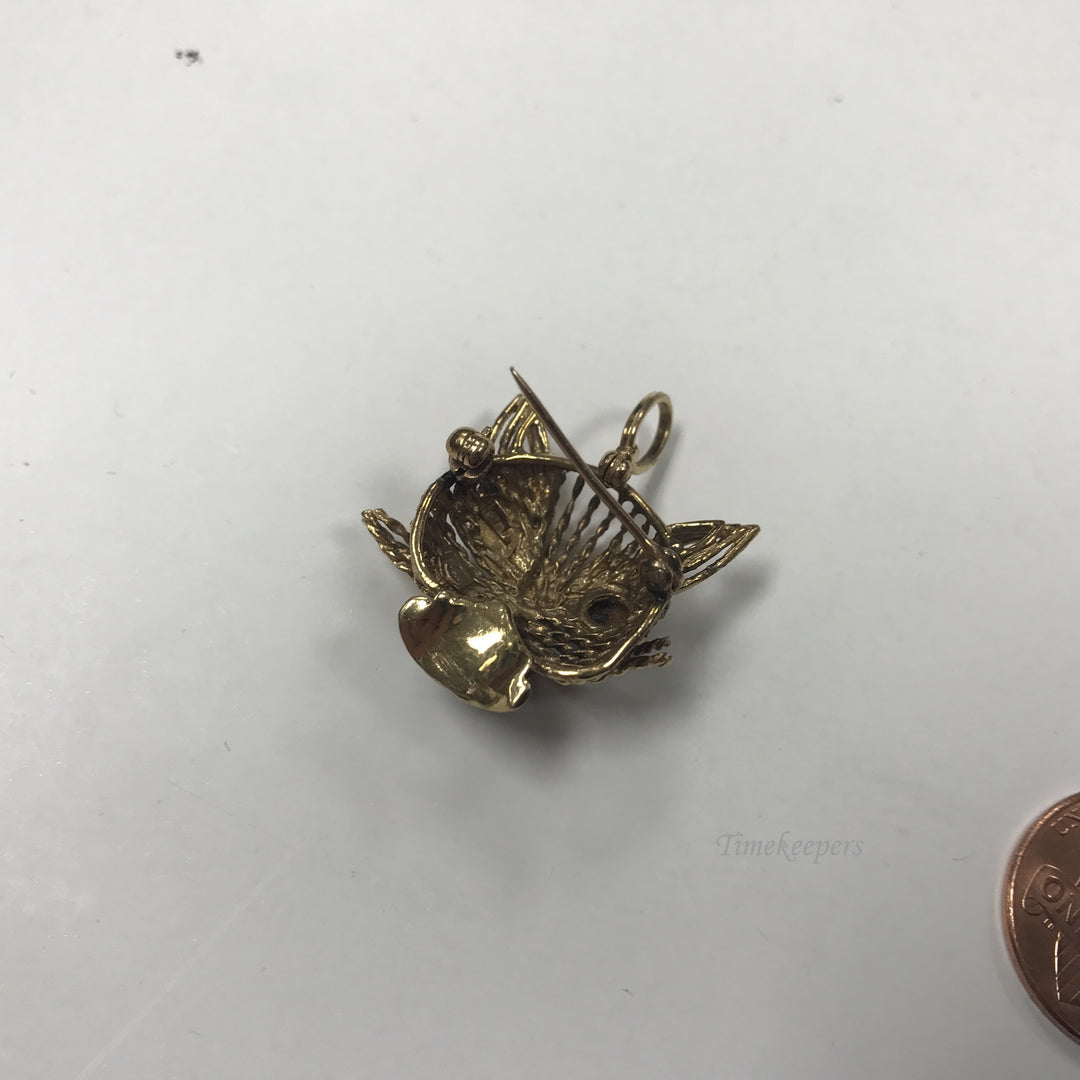 d397 Vintage Original 14K Yellow Gold Charm Pendant Brooch Cat Tiger Eye Garnet