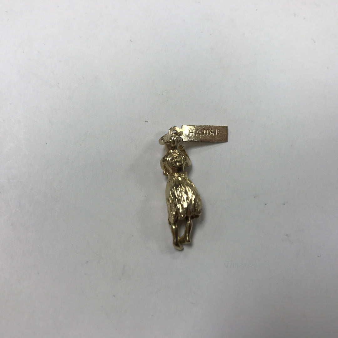 d437 Vintage Original 14K Yellow Gold Dancing Hawaiian Girl Charm Pendant