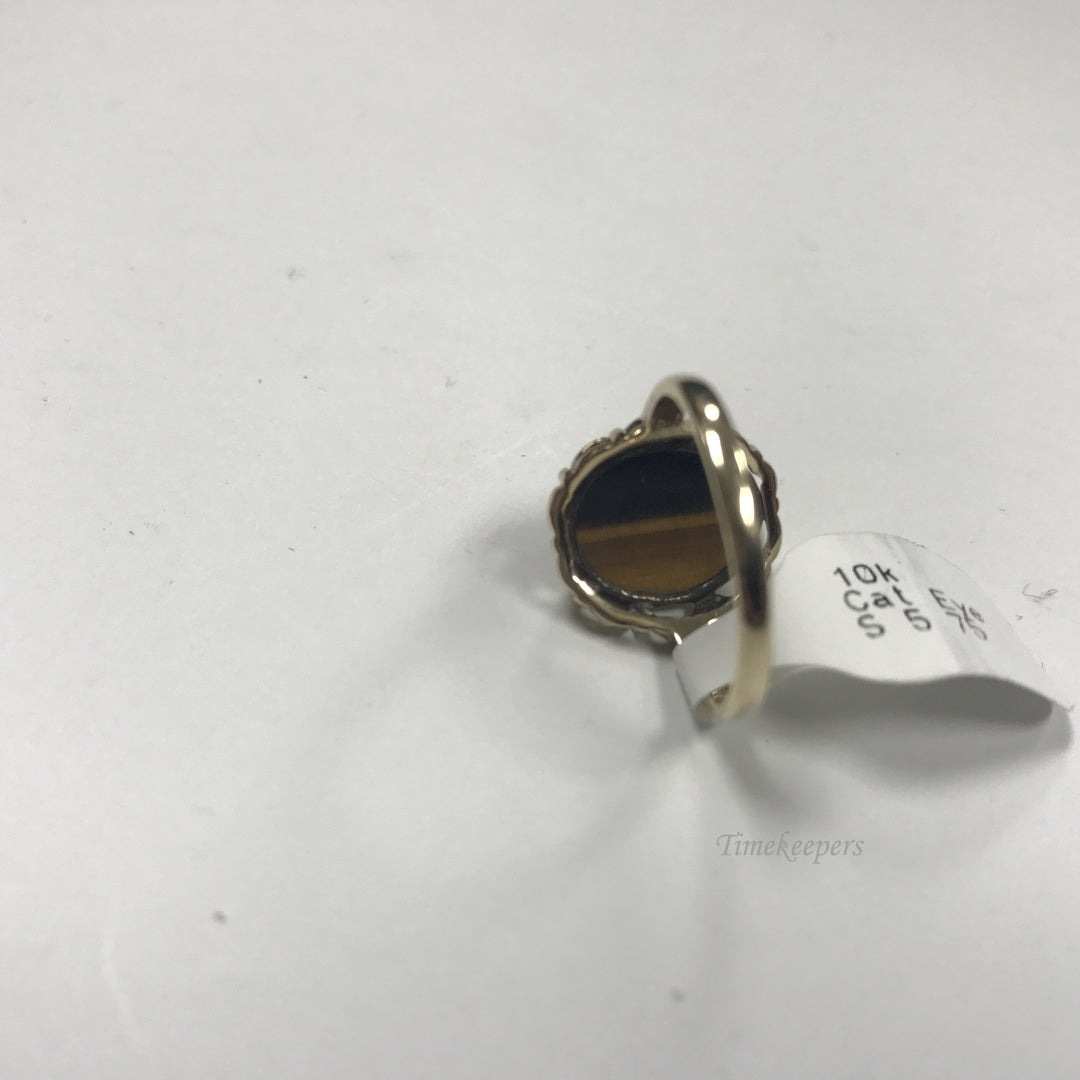 d473 Vintage 10K Yellow Gold Oval Cat Eye Women's Ring Size 5.75