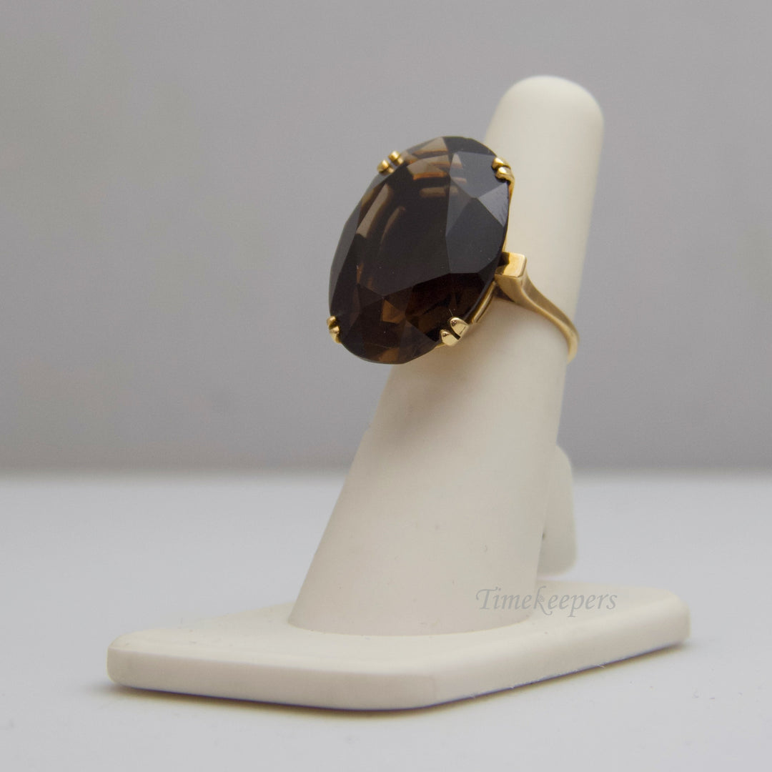 d509 14kt Yellow Gold Quartz Ring
