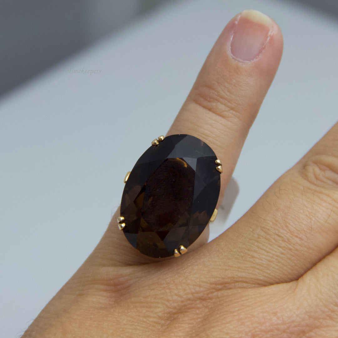 d509 14kt Yellow Gold Quartz Ring