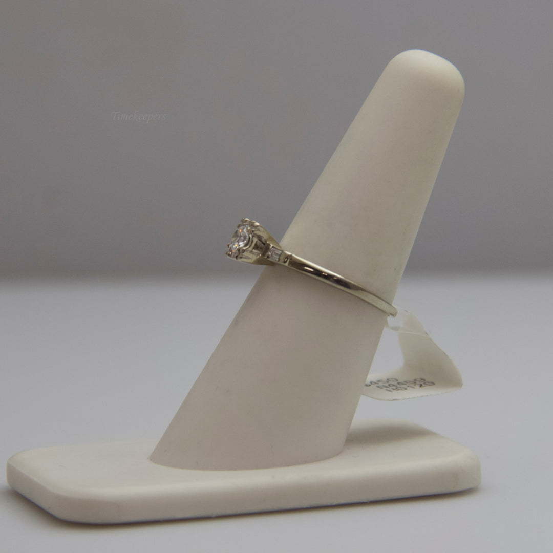 d538 14k White Gold Diamond Ring