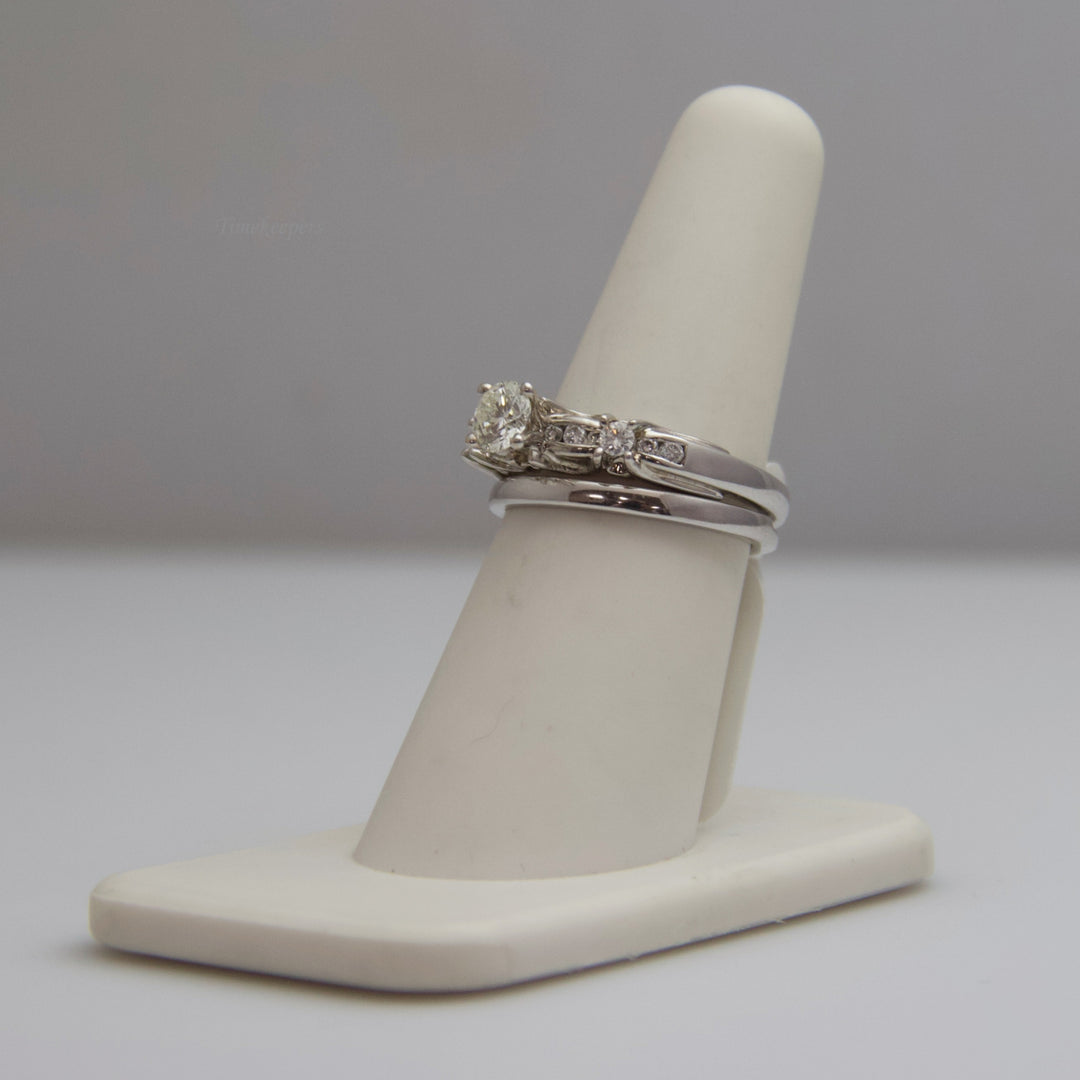 d540 Beautiful 18k White Gold Diamond Bridal Set