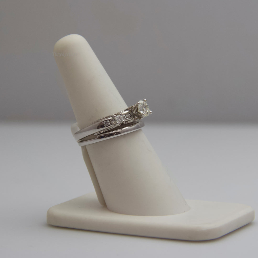 d540 Beautiful 18k White Gold Diamond Bridal Set