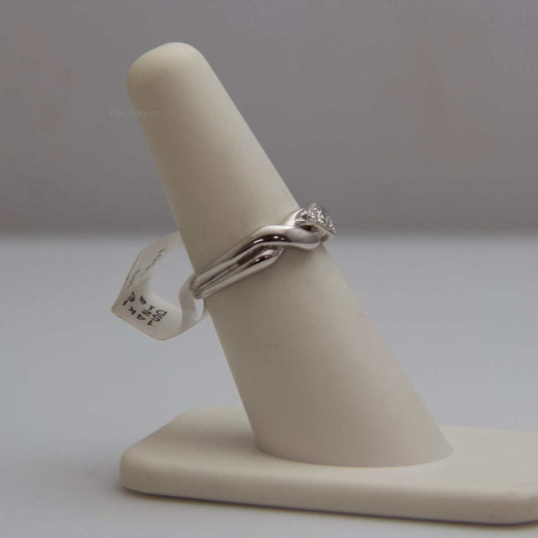 d544 14k White Gold Diamond Ring