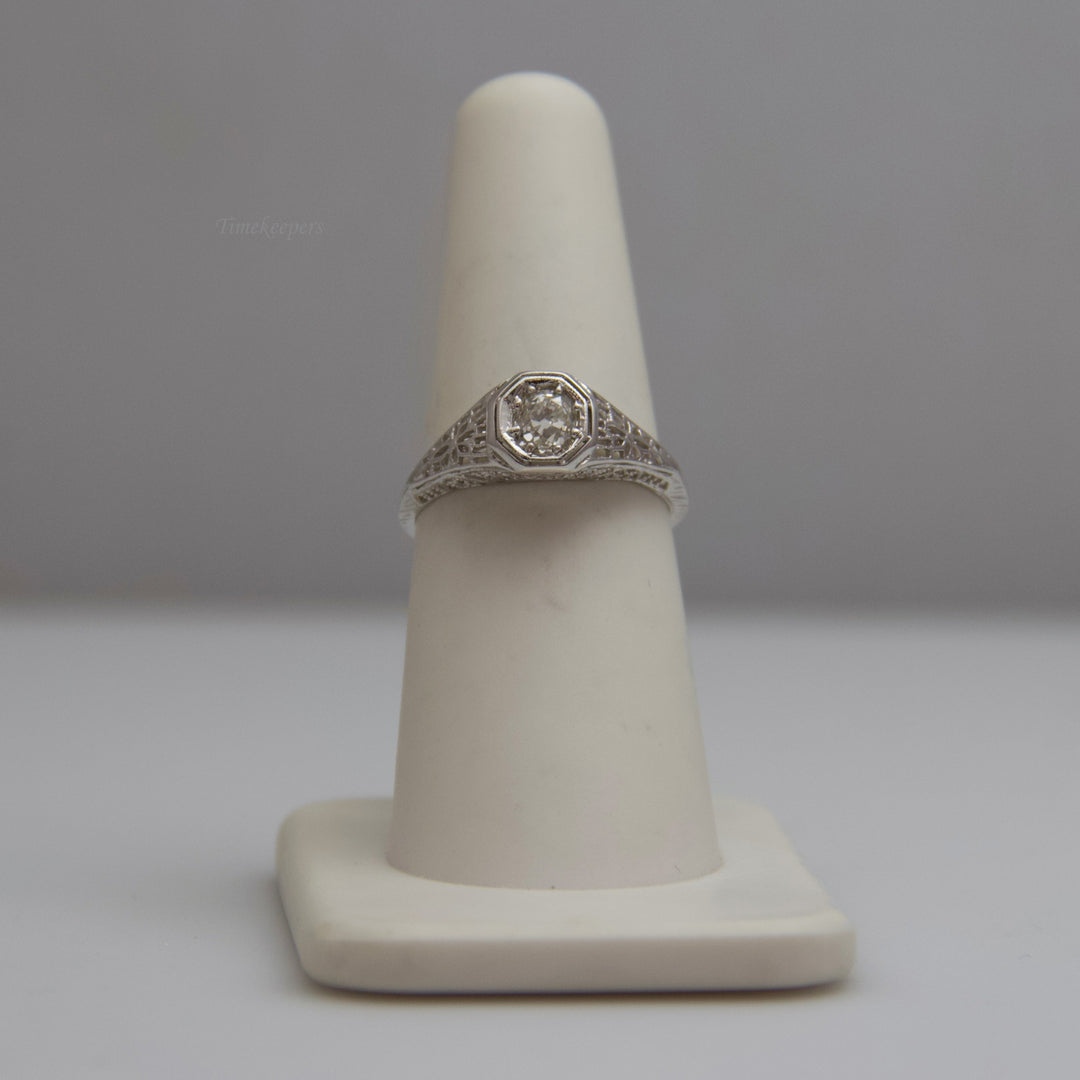 d546 10k White Gold Diamond Ring