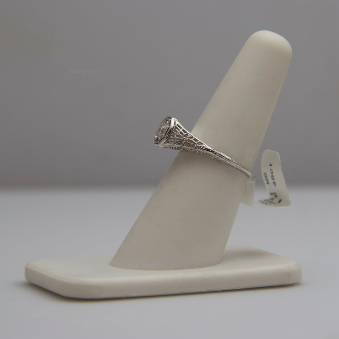 d546 10k White Gold Diamond Ring