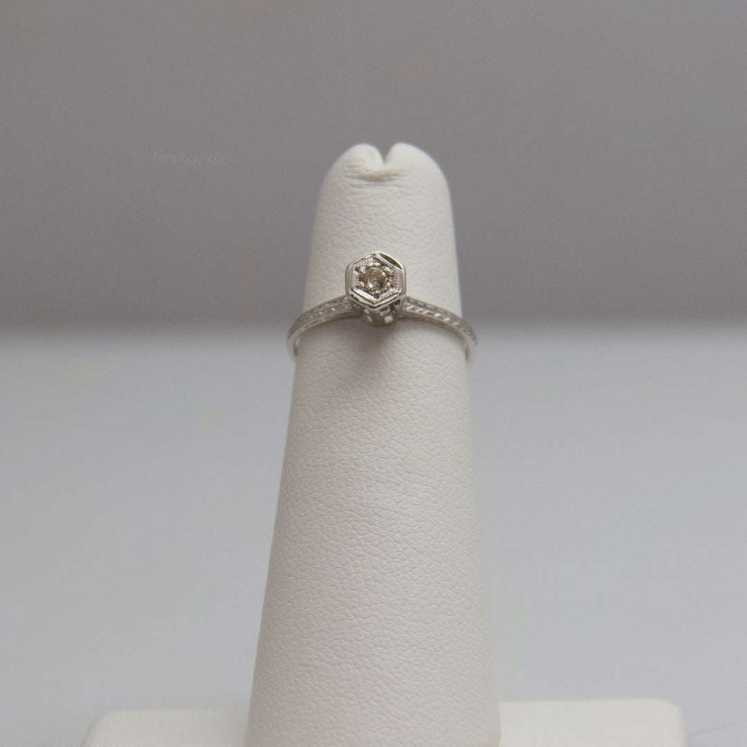 d578 Antique 18kt White Gold Diamond Engagement Ring