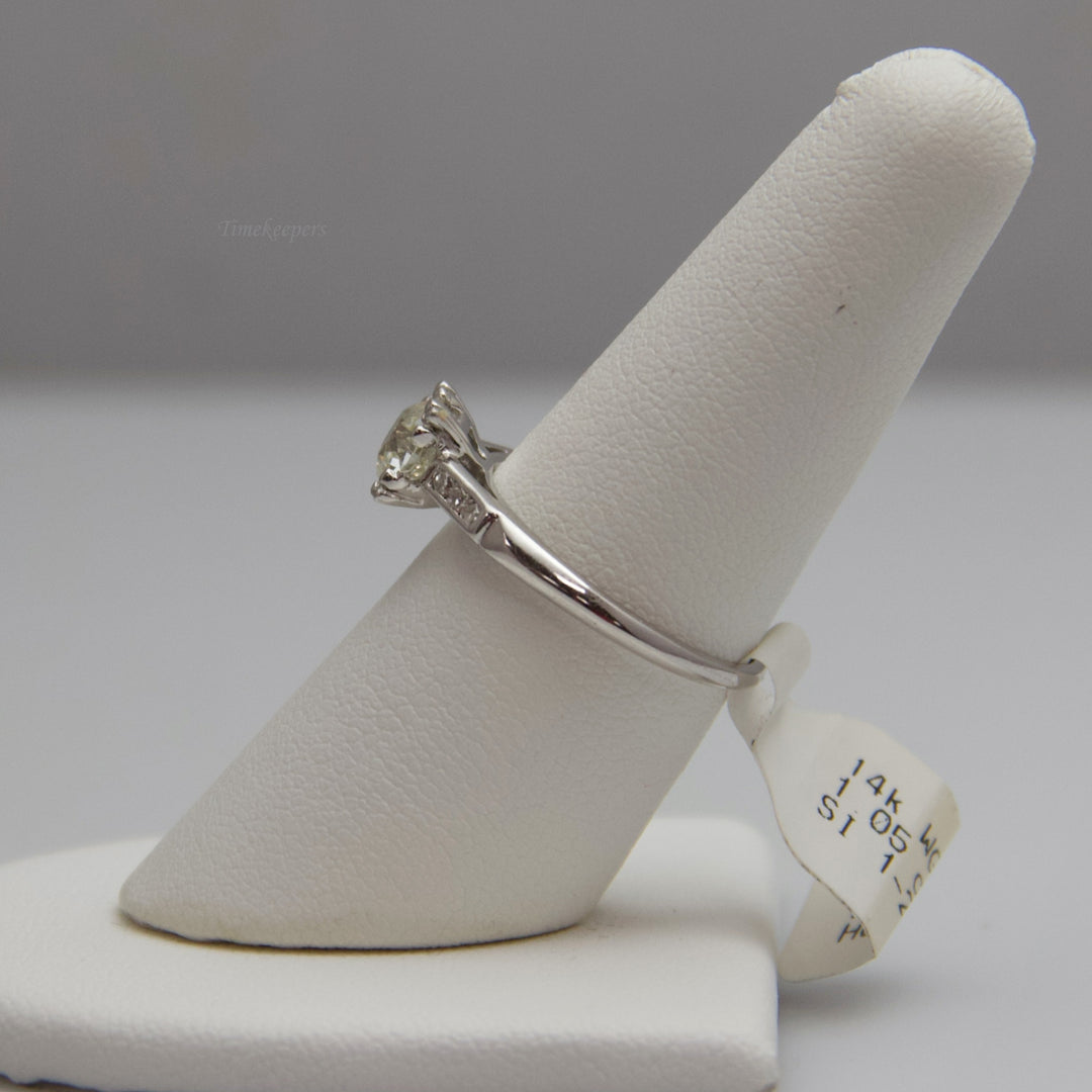 d603 14k White Gold Diamond Engagement Ring