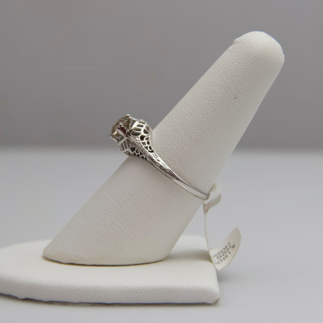 d606 18k White Gold Diamond Engagement Ring