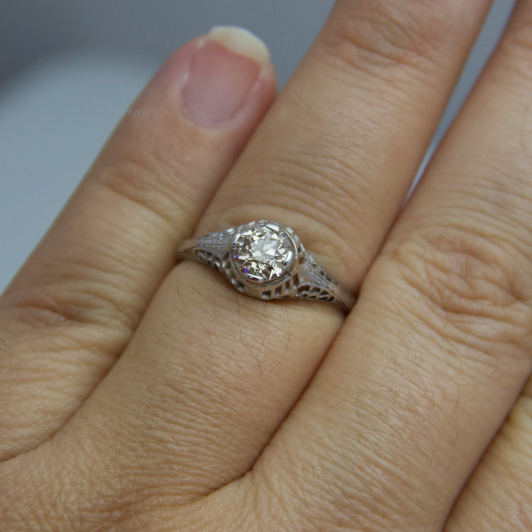 d606 18k White Gold Diamond Engagement Ring
