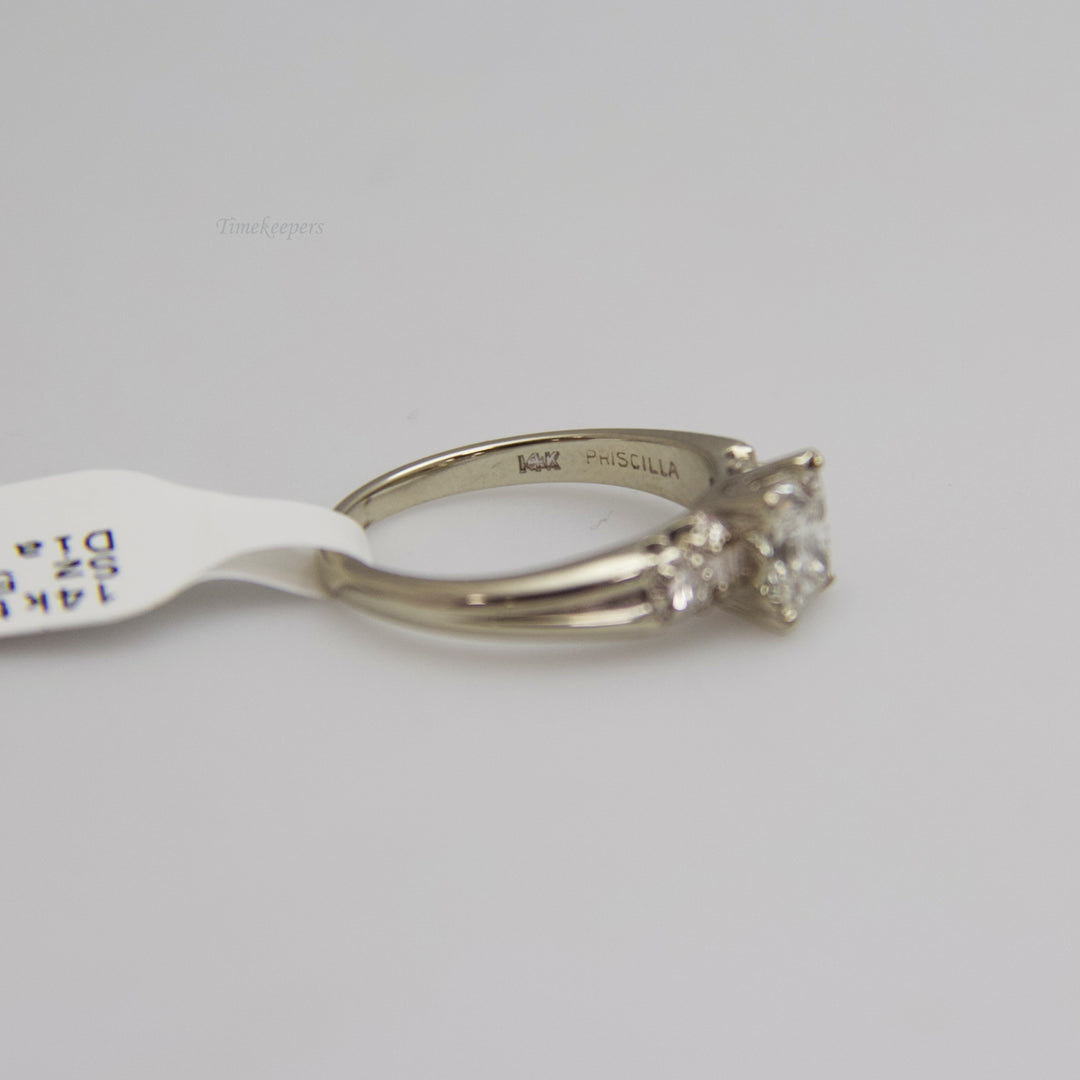 d621 Dazzling 14k White Gold Diamond Engagement Ring