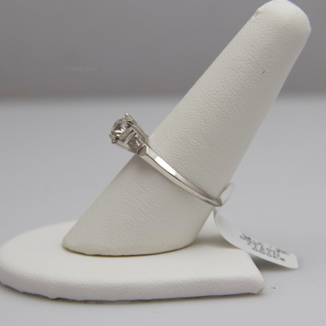 d622 Platinum Diamond Engagement Ring